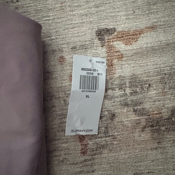 Lavender Old Navy Active Crop Top - Picture 2 of 2